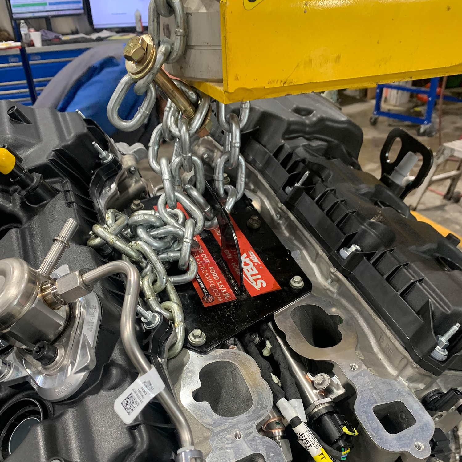 Ford 3.5L / 3.7L and EcoBoost Engine Lift Plate Hoist Tool Easily Remove Engine During Rebuild or Swap - ENGINEOUT (Works on EcoBoost Engines Only)